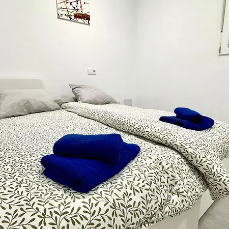 The White House * Vecindario (Gran Canaria)